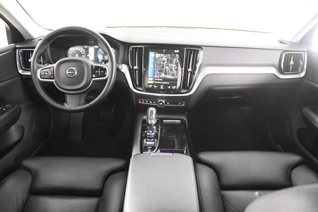 Volvo V60 2.0 T8 Recharge AWD Inscription *Panoramadak*Full Options*