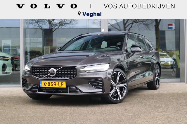 Volvo V60 2.0 T6 Plug-in hybrid AWD Plus Dark | Schuif-/ kanteldak| Keyless Entry| Stoelverwarming voor + achter| Stuurwielverwarming| 19'' Lichtmetalen velgen|