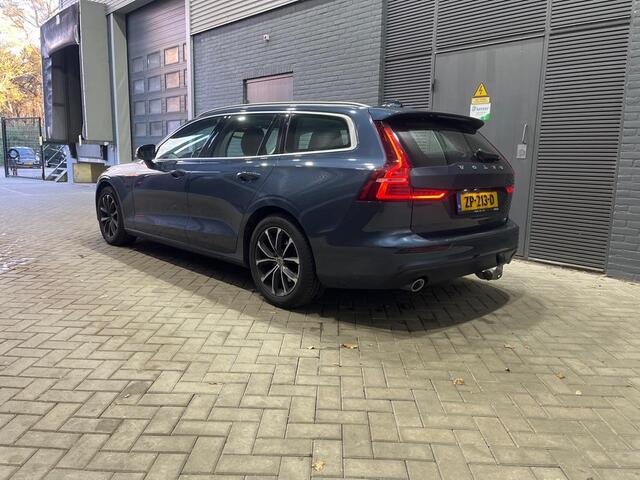 Volvo V60 D4 Momentum Pro | Trekhaak | ACC | Panoramadak | BLIS | harman/kardon | Stoelverwarming