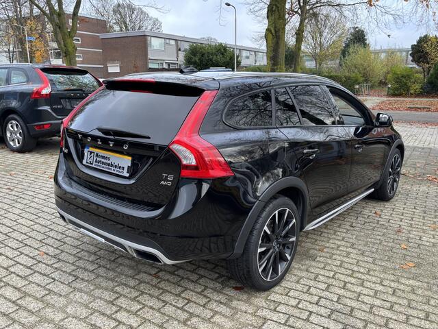 Volvo V60 2.5 T5 AWD 5 Cilinder! Schuifdak Keyless