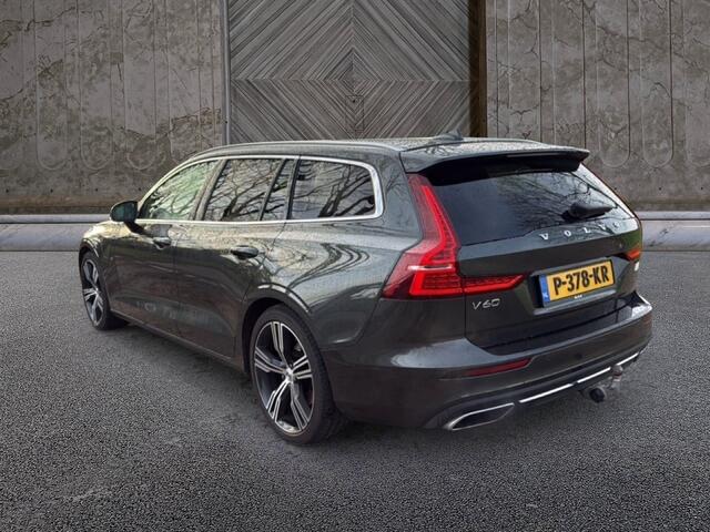 Volvo V60 2.0 T6 Recharge AWD R-Design