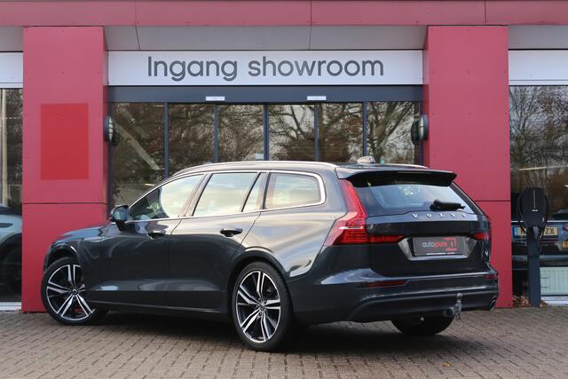 Volvo V60 2.0 D3 Momentum | Origineel NL | Trekhaak | Cruise Control | Navigatie | Climate Control |