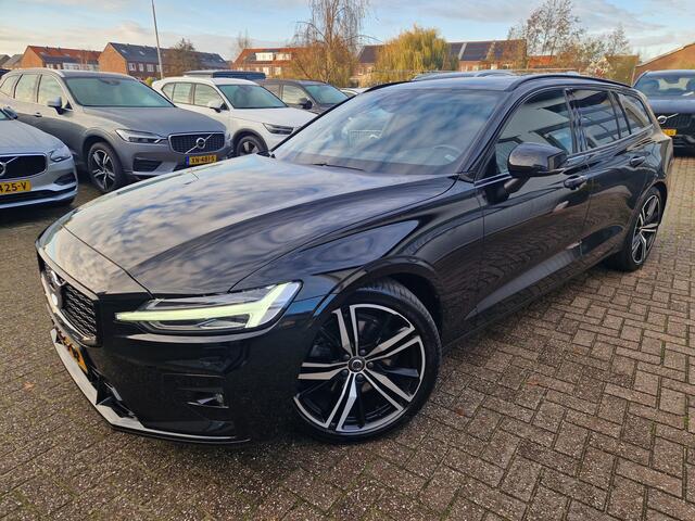 Volvo V60 2.0 B3 R-Design Panoramadak | B&W | NL Auto!