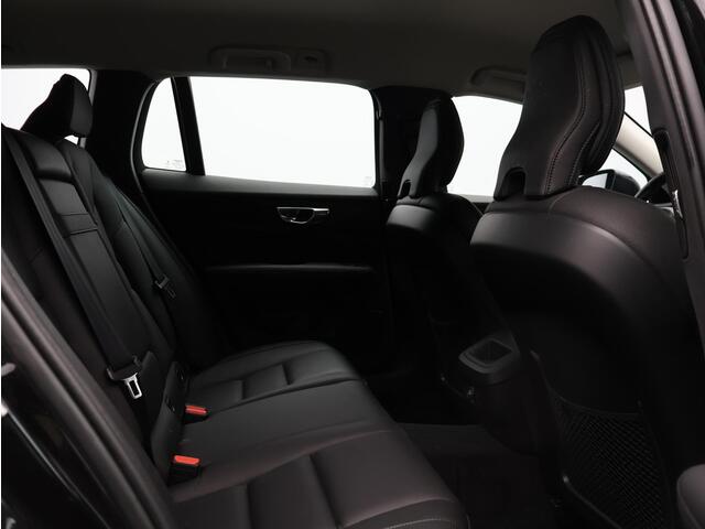 Volvo V60 2.0 T5 Momentum / Leder / Stoelverwarming / On Call