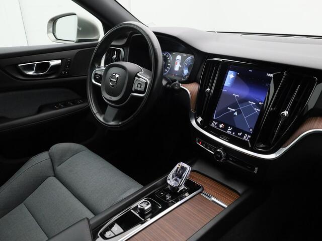 Volvo V60 2.0 B4 Inscription | CAMERA | ADAPTIVE | MEMORY | STOEL- EN STUURVERW. | TREKHAAK