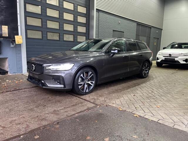 Volvo V60 T6 Plug-in hybrid Plus Dark | ACC | 360° Camera | harman/kardon | Stoel+Stuurverwarming | BLIS