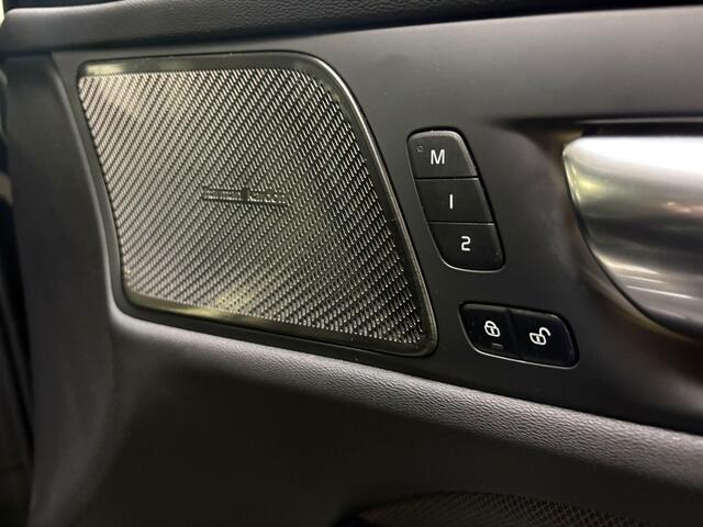 Volvo V60 2.0 T6 Plug-in hybrid AWD Plus Dark | Panoramadak | Harman/Kardon | Trekhaak |