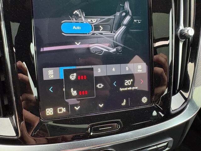 Volvo V60 2.0 T6 Plug-in hybrid AWD Plus Dark | Panoramadak | Harman/Kardon | Trekhaak |