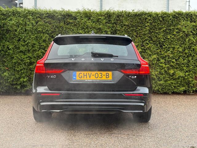 Volvo V60 2.0 T6 Plug-in hybrid AWD Plus Dark | Panoramadak | Harman/Kardon | Trekhaak |