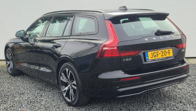 Volvo V60 2.0 B4 Plus Dark Leder pakket RG0R - 18" Wielen - Climate - Donkere hemel - Electrisch bedienbare voorstoelen met memory