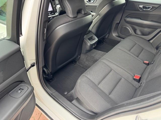 Volvo V60 2.0 B3 163PK MOMENTUM ADV/CAM/ACRUISE/ACARPLAY