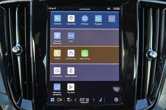 Volvo V60 T6 Recharge AWD Plus Dark - IntelliSafe Assist & Surround - 360º Camera - Harman/Kardon audio - Verwarmde voorstoelen, stuur & achterbank - Parkeersensoren voor & achter - Elektr. bedienb. voorstoelen met geheugen - Elektr. inklapbare trekhaak - 18' LMV