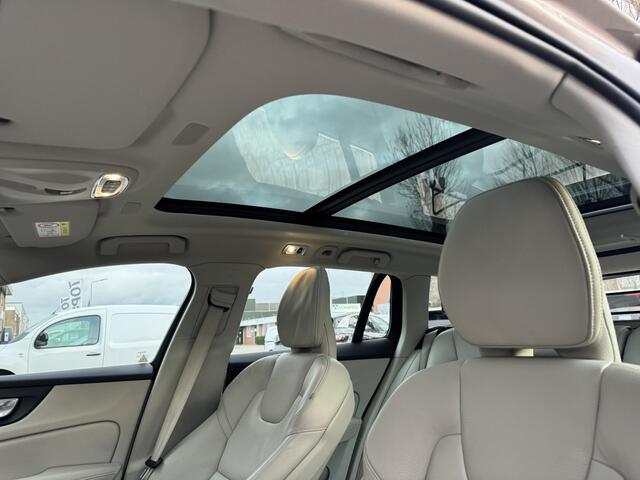Volvo V60 2.0 T6 Recharge AWD Inscription*LED*Panorama*ACC*