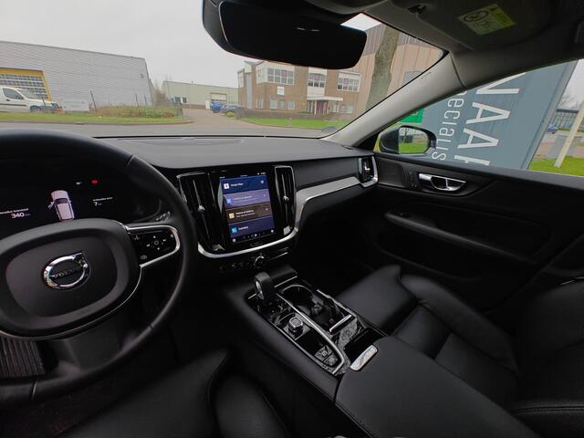 Volvo V60 T6 Plug-in hybrid AWD Plus Bright | Rijklaarprijs | Trekhaak |