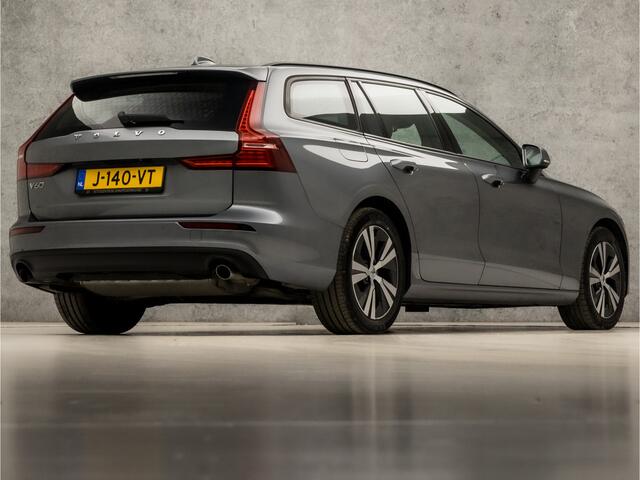 Volvo V60 2.0 B3 Sport 177Pk Automaat (APPLE CARPLAY, GROOT NAVI, CAMERA, ELEK ACHTERKLEP, SPORTSTOELEN, ADAPTIVE CRUISE, LANE ASSIST, NIEUWSTAAT)