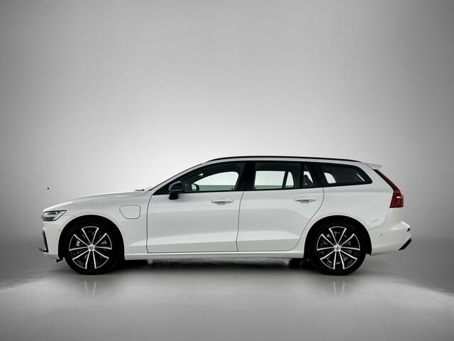 Volvo V60 2.0 T6 Plus Dark | Trekhaak | Sport Leder | 360* | Blis | Pilot