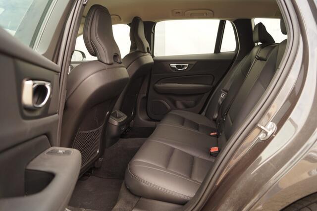 Volvo V60 2.0 B3 163pk Automaat Essential -LEER-LED-ECC-