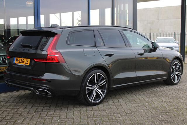 Volvo V60 2.0 T8 Recharge AWD R-Design LEDER MEMORY B&W 19'' NL AUTO