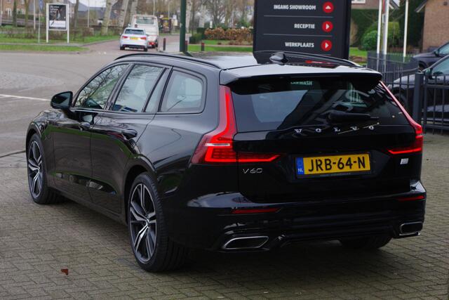 Volvo V60 2.0 T8 Recharge 390 PK AWD R-Design PHEV, Trekhaak, 360 Camera, Memory, H/K Sound, Adap. Cruise Control