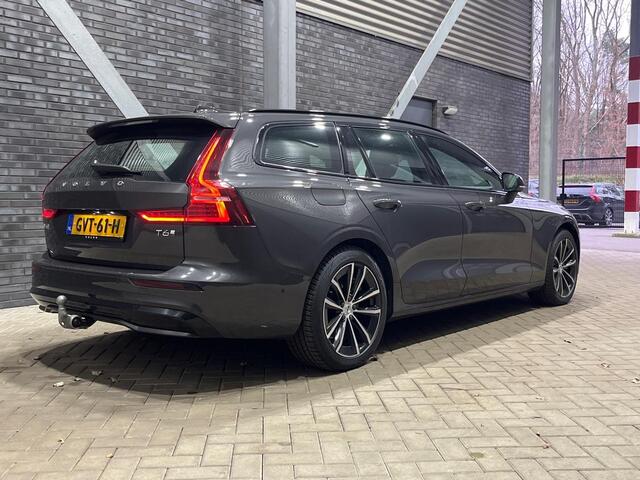 Volvo V60 2.0 T6 Plug-in hybrid AWD Plus Dark | Panoramadak | Trekhaak | 360 Camera | Harman/Kardon | Stoel+Stuurverwarming
