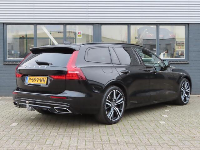 Volvo V60 2.0 T6 Recharge AWD R-Design | panodak | elektrisch verstelbare voorstoelen | trekhaak wegklapbaar | lederen bekleding