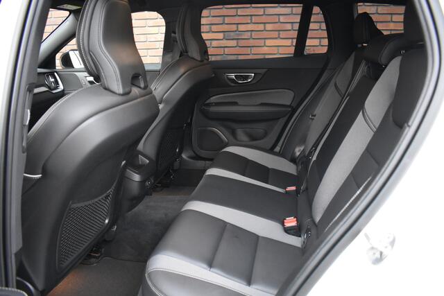 Volvo V60 B4 211PK Plus Dark | Trekhaak | H&K Audio | Sportstoelen