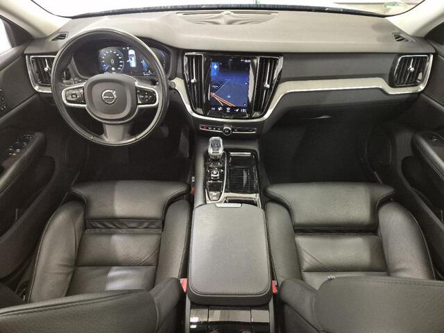 Volvo V60 2.0 T6 Recharge AWD Inscription | Long Range | Trekhaak | Stoelverwarming | Schuif/kantel panoramadak | Stuuverwarming | camera | Parkeersensoren | Memory | Keyless entry/start |