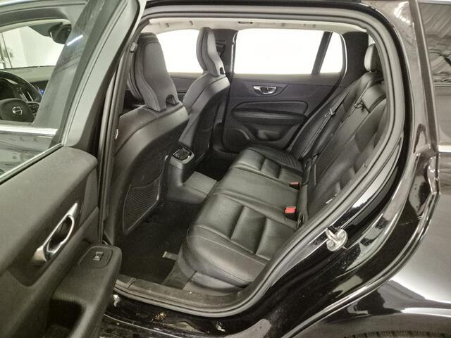 Volvo V60 2.0 T6 Recharge AWD Inscription | Long Range | Trekhaak | Stoelverwarming | Schuif/kantel panoramadak | Stuuverwarming | camera | Parkeersensoren | Memory | Keyless entry/start |