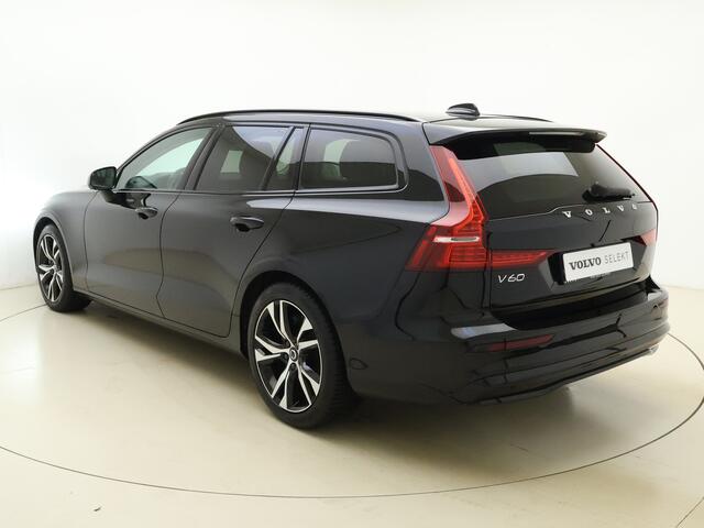 Volvo V60 B4 Automaat Plus Dark / Standkachel / Stoel/- stuurverwarming / Keyles entry / Trekhaak / Camera /