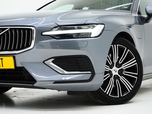 Volvo V60 2.0 T8 Twin Engine AWD Inscription | Panoramadak | Leder | Trekhaak | Camera | Keyless | Memory | Carplay