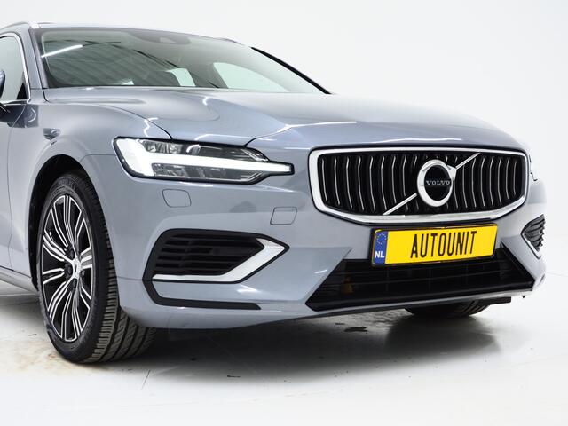 Volvo V60 2.0 T8 Twin Engine AWD Inscription | Panoramadak | Leder | Trekhaak | Camera | Keyless | Memory | Carplay