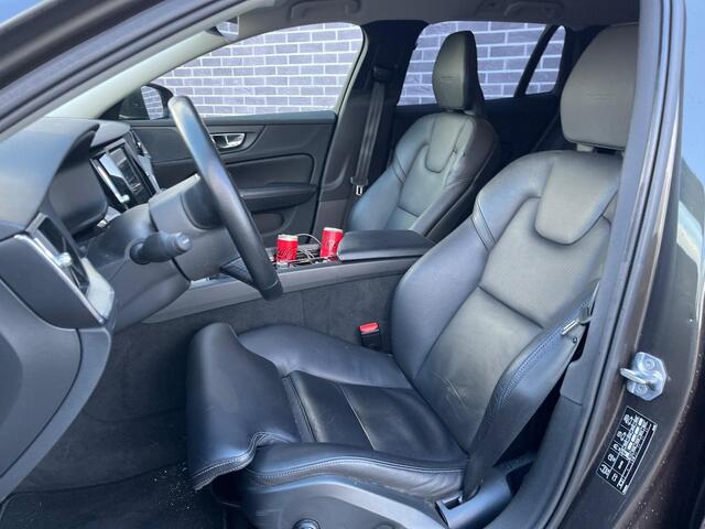 Volvo V60 2.0 T5 Inscription | Leder | Cruise control | Parkeer sensoren voor en achter | Stoelverwarming |