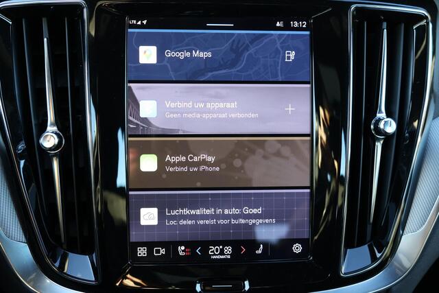 Volvo V60 T6 Recharge AWD Plus Dark - IntelliSafe Assist & Surround - 360º Camera - Harman/Kardon audio - Verwarmde voorstoelen, stuur & achterbank - Parkeersensoren voor & achter - Elektr. bedienb. voorstoelen met geheugen - Elektr. inklapbare trekhaak - 18' LMV