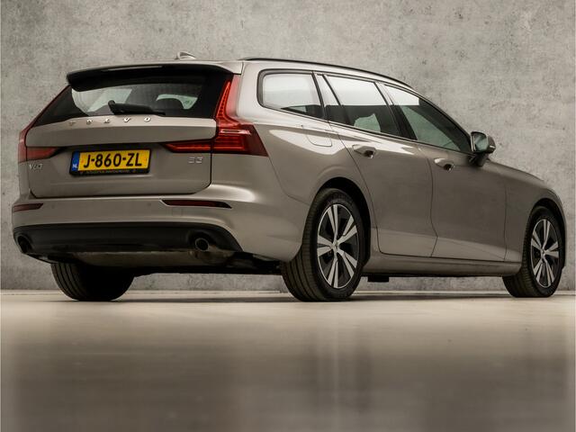 Volvo V60 2.0 B3 luxury Automaat (APPLE CARPLAY, DEALER ONDERHOUDEN, DAB+, SPORTSTOELEN, LED KOPLAMPEN, ADAPTIVE CRUISE CONTROL, BLUETOOTH, NIEUWSTAAT)