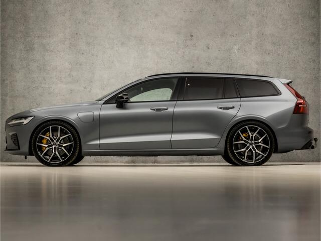 Volvo V60 2.0 T8 Twin Engine AWD Polestar Engineered 407Pk Automaat (PANORAMADAK, BOWERS&WILKINS AUDIO, HEAD-UP DISPLAY, KEYLESS, 360 GRADEN CAMERA, GELE GORDELS, TREKHAAK WEGKLAPBAAR, STANDKACHEL, 20 INCH)