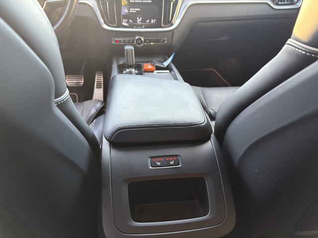 Volvo V60 2.0 B3 R-Design