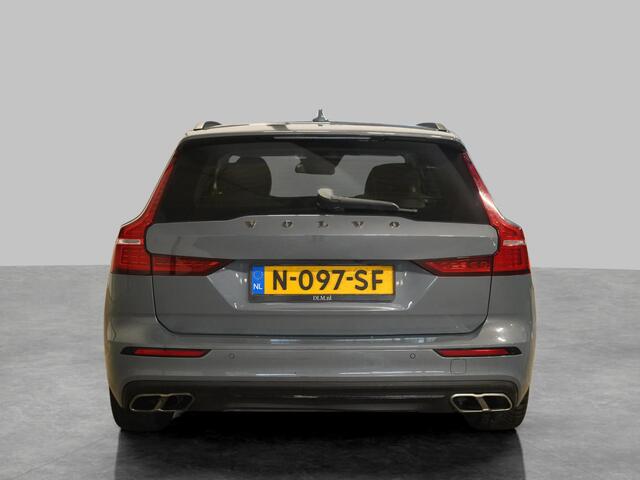Volvo V60 2.0 B3 Momentum Advantage | Leder | Camera | Stoelverwarming | Adap Cruise | Trekhaak