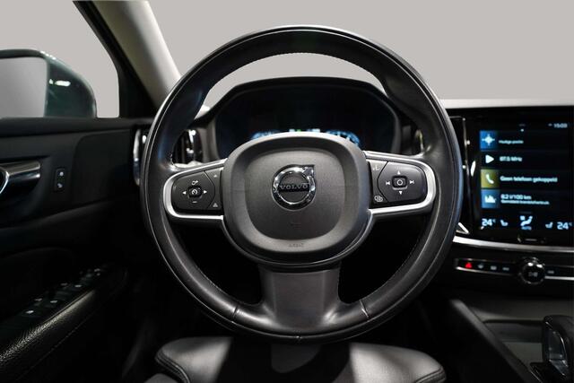 Volvo V60 2.0 B3 Momentum Advantage | Leder | Camera | Stoelverwarming | Adap Cruise | Trekhaak
