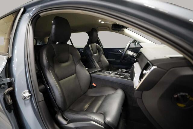 Volvo V60 2.0 B3 Momentum Advantage | Leder | Camera | Stoelverwarming | Adap Cruise | Trekhaak