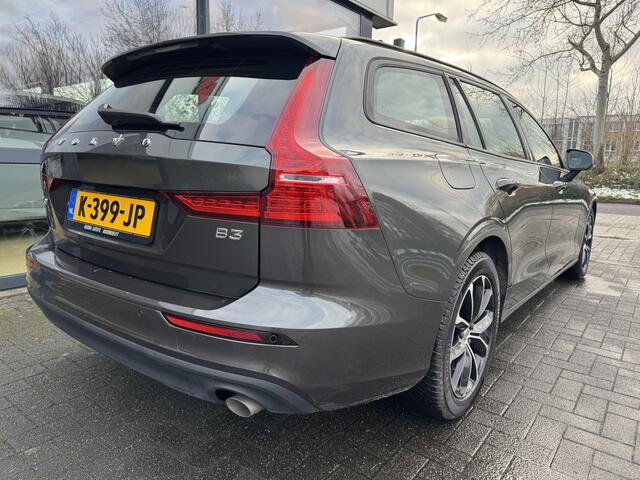 Volvo V60 2.0 B3 Momentum Advantage