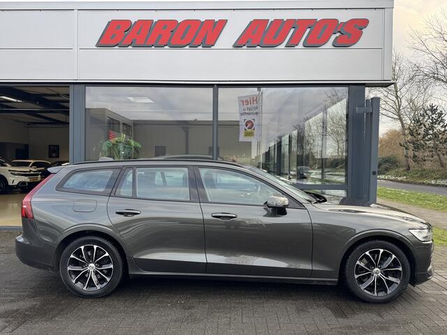 Volvo V60 2.0 B3 Momentum Advantage