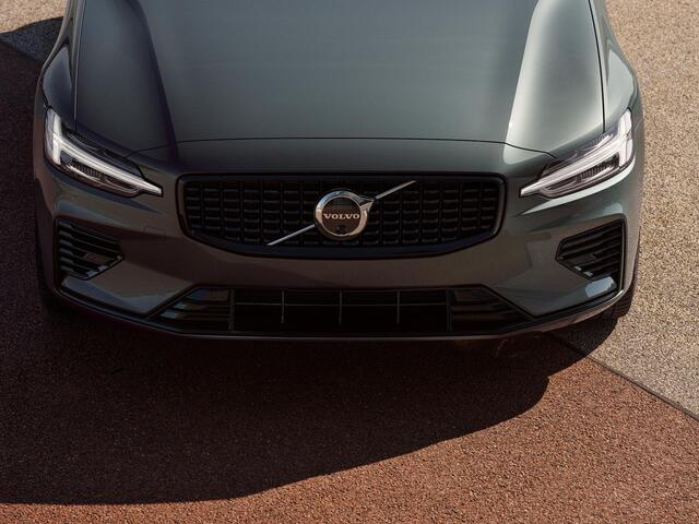 Volvo V60 T8 Plug-in hybrid AWD Plus Perform. Ed. Dark