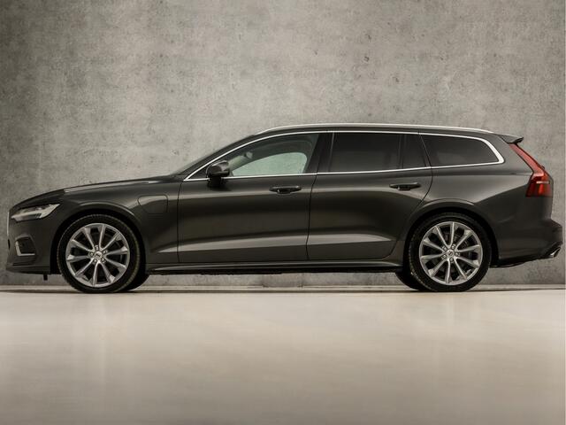 Volvo V60 2.0 T6 Recharge AWD Inscription Automaat 340Pk (APPLE CARPLAY, GROOT NAVI, DUAL TONE STUUR, STUUR/STOELVERWARMING, CAMERA, NIEUWE APK, NIEUWSSTAAT)