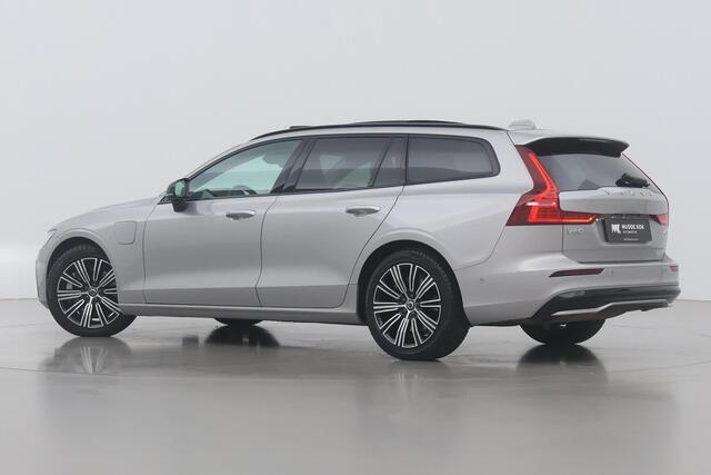 Volvo V60 T6 Plug-in hybrid Plus Dark | Panoramadak | 360° Camera | ACC | Trekhaak | Stoel+Stuurverwarming | BLIS