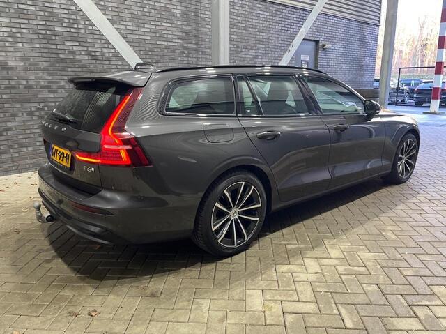 Volvo V60 T6 Plug-in hybrid Plus Dark | Panoramadak | Trekhaak | ACC | 360° Camera | BLIS