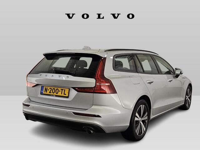 Volvo V60 2.0 B3 Core | Cruise Control | Navigatie | Apple CarPlay & Android Auto | PDC Achter | LED Koplampen | 2 Zone Climate Control |