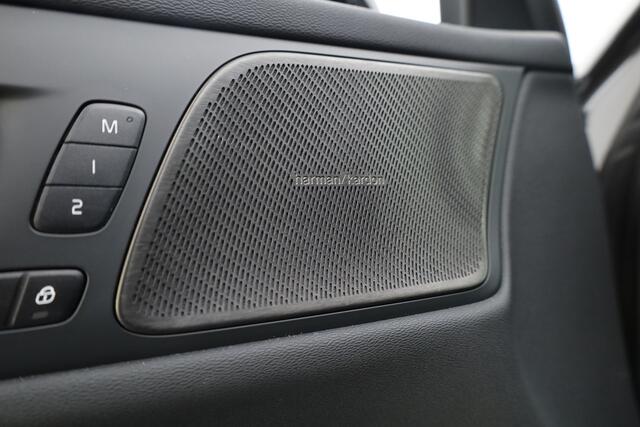 Volvo V60 2.0 T6 Plug-in hybrid AWD Plus Dark | Dig. Cockpit | Nav+CarPlay | Stuur+Stoelverw. | Harman/Kardon | Bliss | Leder+Memory | 360*+PDC | Adapt. Cruise V