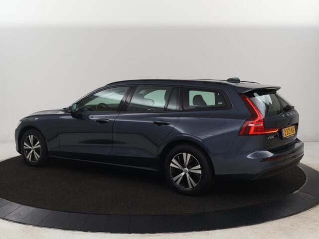 Volvo V60 2.0 D3 Momentum | Carplay | Navigatie | Full LED | Cruise control | Parkeerhulp | Climate control | Bluetooth | Digital Cockpit