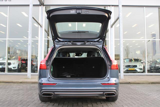 Volvo V60 T6 Plug-in hybrid AWD Essential Bright | Verw. Voorstoelen | Adapt. Cruise | BLIS | DAB Audio | Camera | PDC V+A |