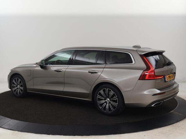 Volvo V60 2.0 T6 AWD Recharge Business Pro | Leder | Trekhaak | Stoel & stuurverwarming | Adaptive cruise | Camera | Carplay | Navigatie | Full LED | Parkeerhulp | PHEV | Plug In